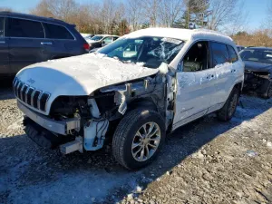 Jeep Cherokee LATITUDE PLUS 2.4L 4 2019