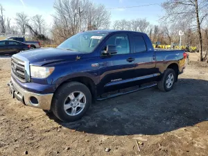 Toyota Tundra DOUBLE CAB SR5 5.7L 8 2012