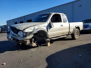Toyota Tacoma XTRACAB PRERUNNER 3.4L 6 2001