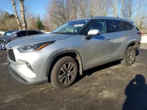 Toyota Highlander XLE 3.5L 6 2021