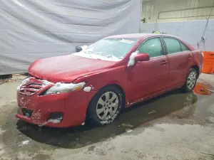 Toyota Camry BASE 2.5L 4 2010