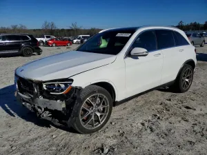 Mercedes-Benz GLC 300 2.0L 4 2020