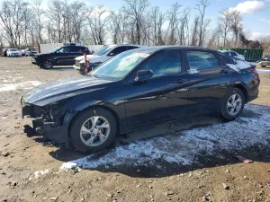 Hyundai Elantra SE 2.0L 4 2023