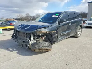 Jeep Grand Cherokee LAREDO 3.6L 6 2020