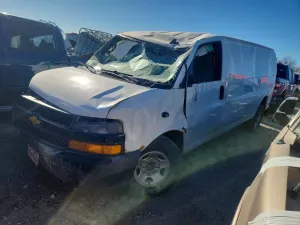 Chevrolet Express 4.3L 6 2020