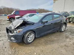 Mazda 3 GRAND TOURING 2.0L 4 2014