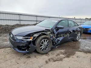 Audi A6 2.0L 4 2025