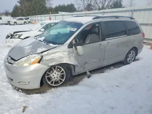 Toyota Sienna XLE 3.3L 6 2006