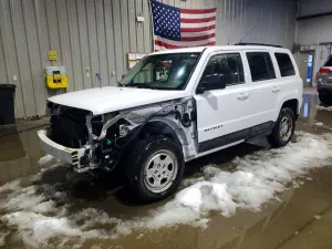 Jeep Patriot SPORT 2.4L 4 2014