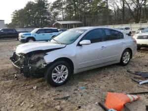 Nissan Altima BASE 2.5L 4 2011