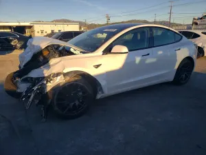 Tesla Model 3 2025