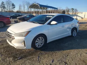 Hyundai Elantra SE 2.0L 4 2019