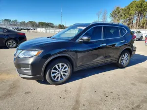 Nissan Rogue S 2.5L 4 2019