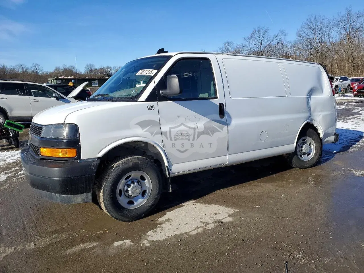 Chevrolet Express 6.6L 8 2024