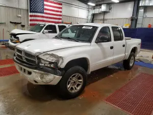 Dodge Dakota 4.7L 8 2004