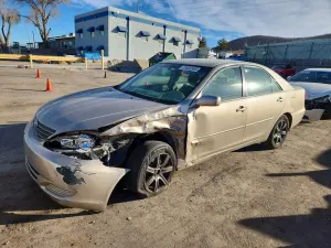 Toyota Camry LE 2.4L 4 2003