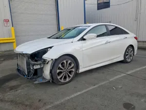 Hyundai Sonata SE 2.4L 4 2014