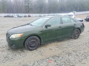 Toyota Camry BASE 2.5L 4 2010