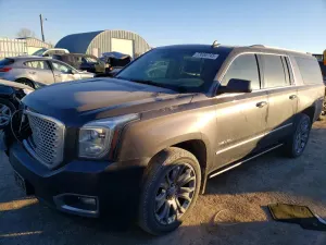 GMC Yukon DENALI 6.2L 8 2016