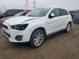 Mitsubishi Outlander ES 2.0L 4 2014