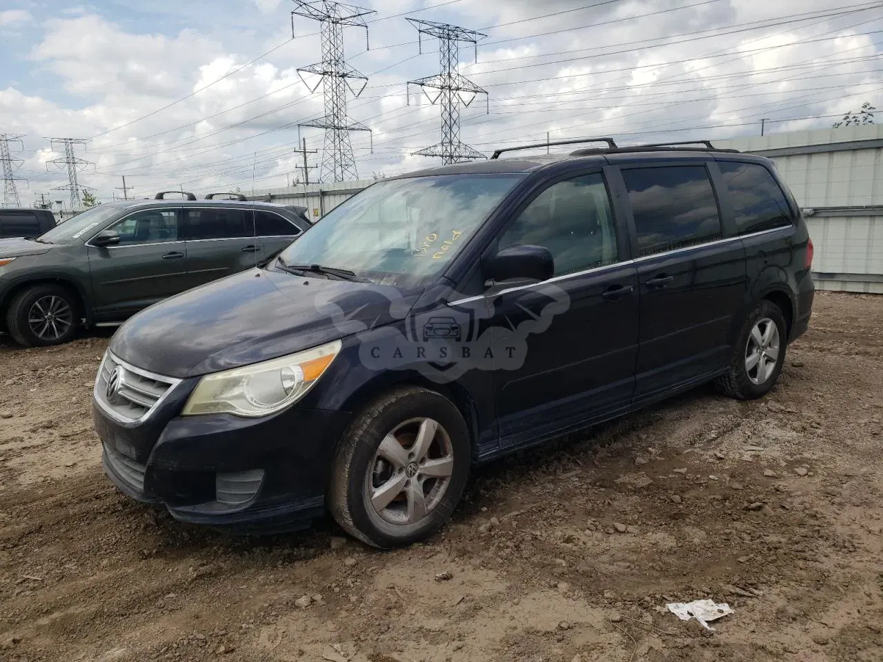 Volkswagen Routan SE 3.6L 6 2011