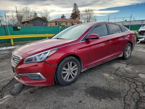 Hyundai Sonata SE 2.4L 4 2015
