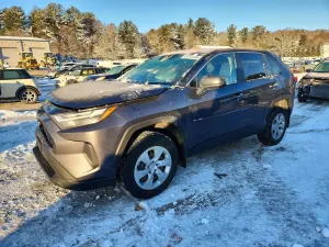 Toyota Rav4 LE 2.5L 4 2024