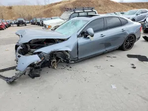 Volvo S90 T6 INSCRIPTION 2.0L 4 2017
