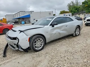 Dodge Charger DAYTONA R/T 2025