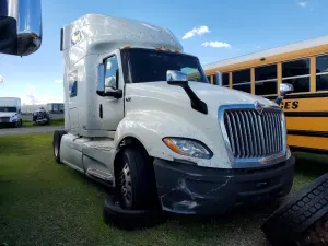 International LT Series 15.0L 6 2020