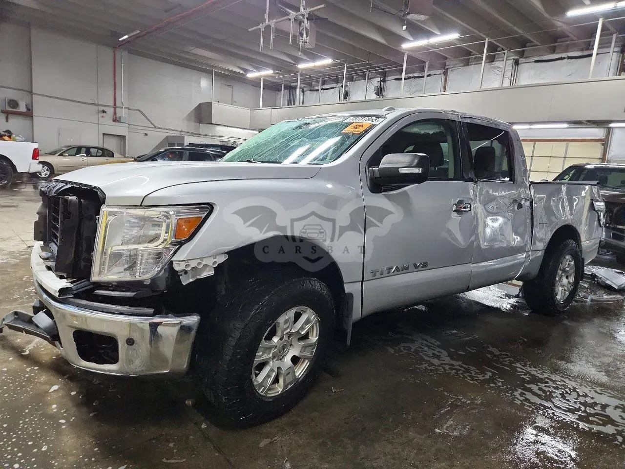 Nissan Titan SV 5.6L 8 2018