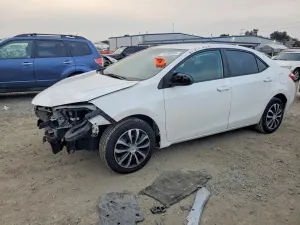 Toyota Corolla L 1.8L 4 2015