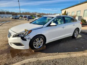 Hyundai Sonata SE 2.4L 4 2016