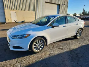 Ford Fusion S 2.5L 4 2015