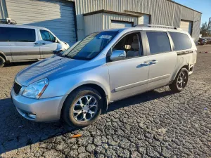 Kia Sedona LX 3.5L 6 2014