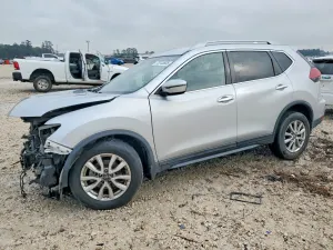 Nissan Rogue S 2.5L 4 2019