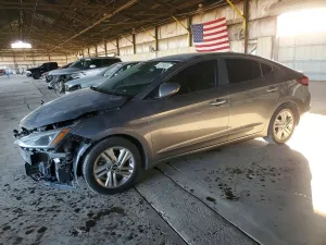 Hyundai Elantra SEL 2.0L 4 2019