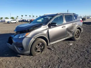 Toyota Rav4 LE 2.5L 4 2015