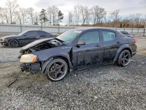 Dodge Avenger SE 2.4L 4 2013