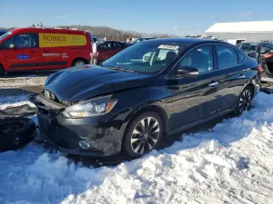 Nissan Sentra SR TURBO 1.6L 4 2017