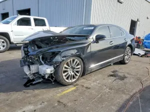 Lexus LS 4.6L 8 2017