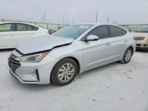 Hyundai Elantra SE 2.0L 4 2019