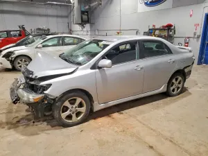 Toyota Corolla BASE 1.8L 4 2012