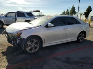 Toyota Camry L 2.5L 4 2014