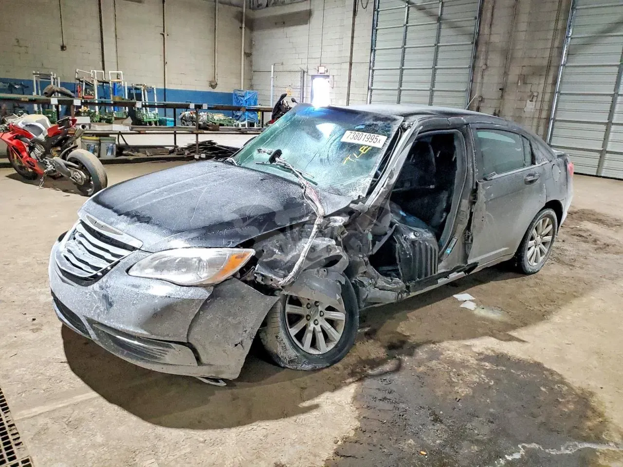 Chrysler 200 TOURING 2.4L 4 2012
