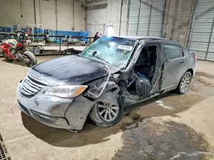 Chrysler 200 TOURING 2.4L 4 2012
