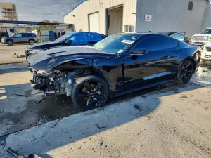 Ford Mustang 2.3L 4 2021