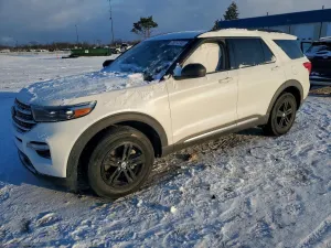 Ford Explorer XLT 2.3L 4 2022