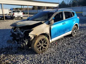 Toyota Rav4 SE 2.5L 4 2016