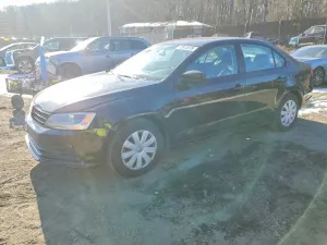 Volkswagen Jetta BASE 2 L 4 2015